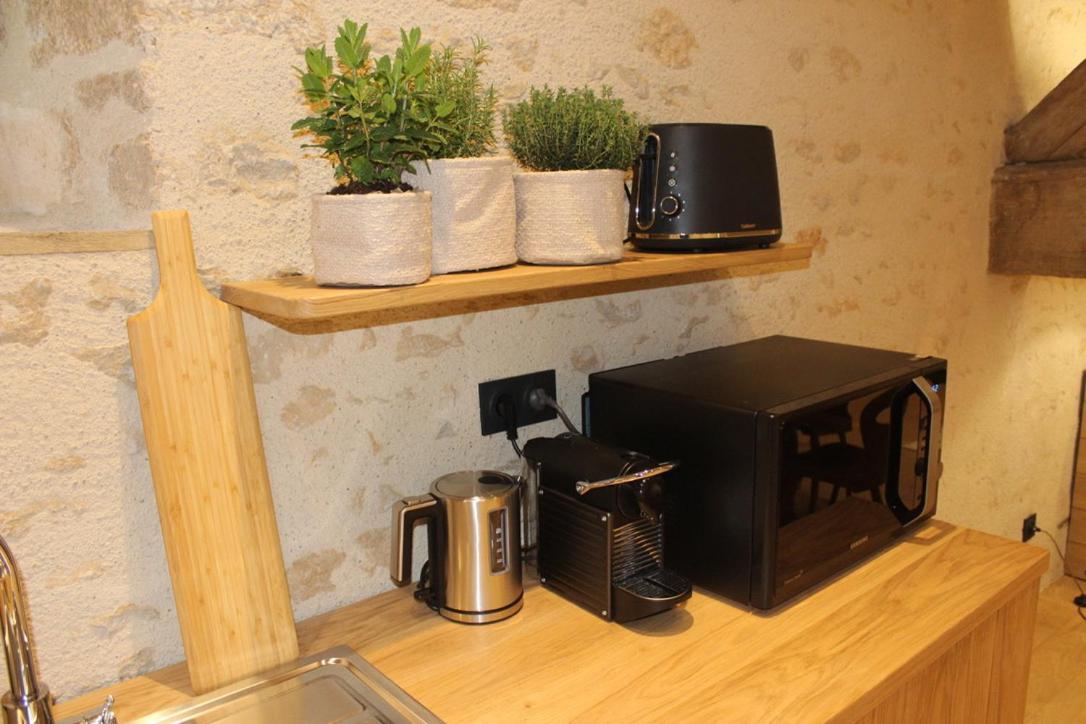 Chateauneuf Suites Habitación foto