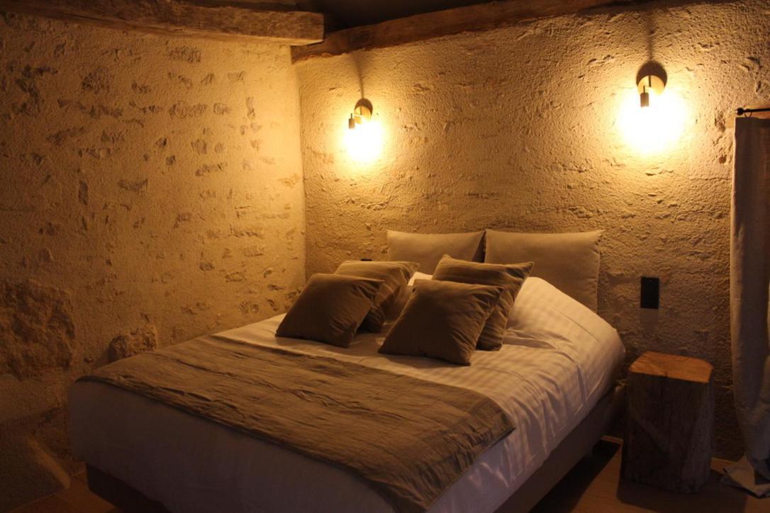 Chateauneuf Suites Habitación foto