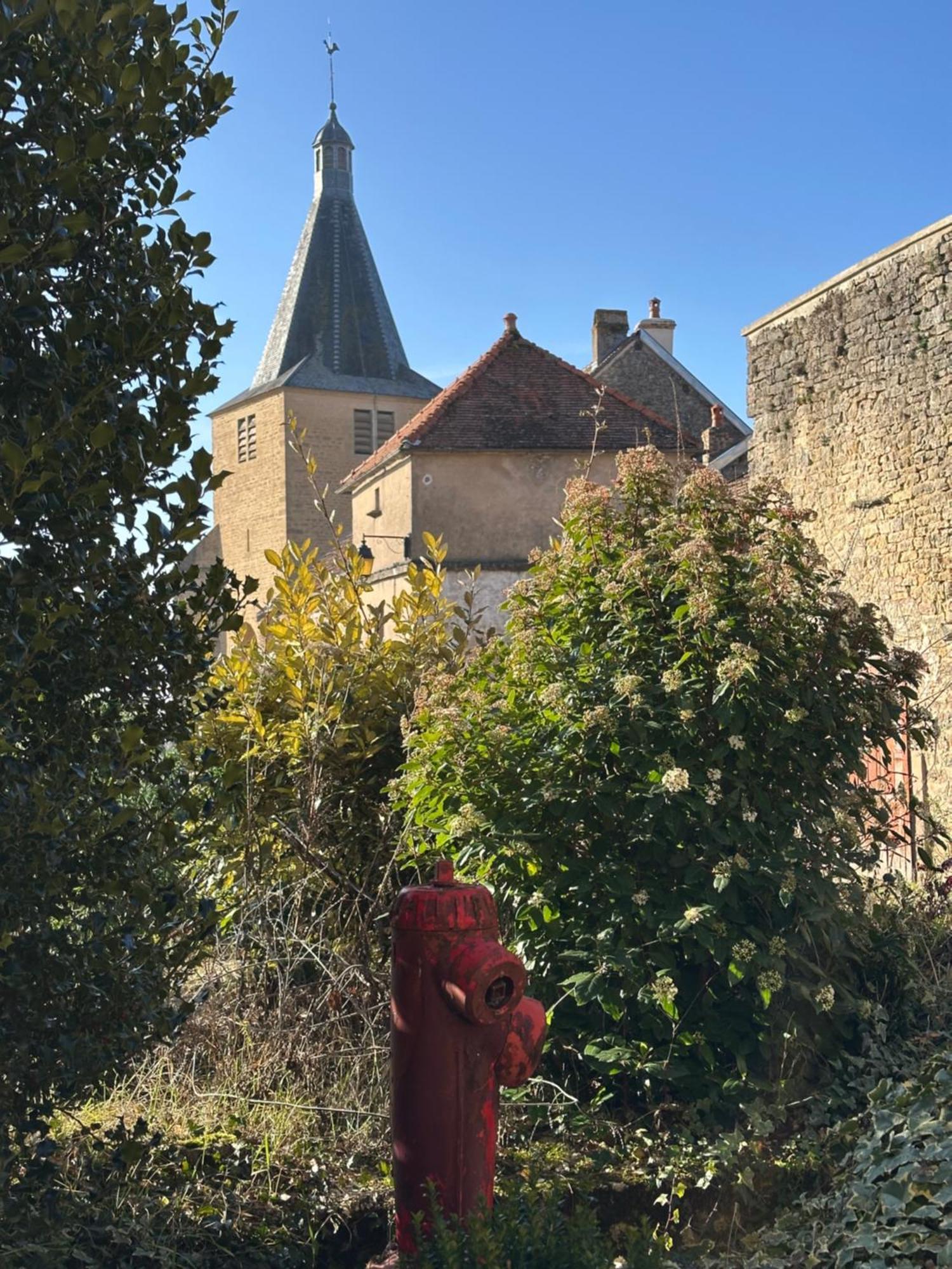 Chateauneuf Suites Exterior foto